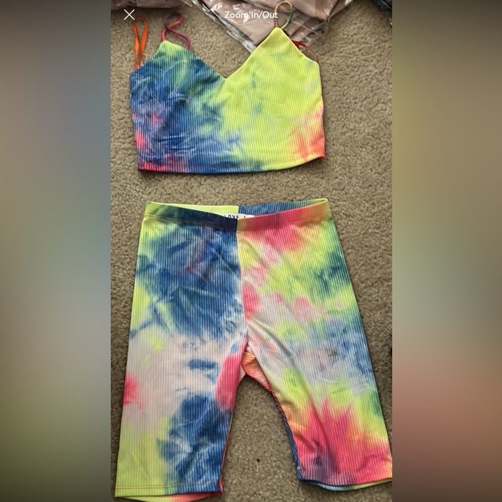 2 piece multi colored set